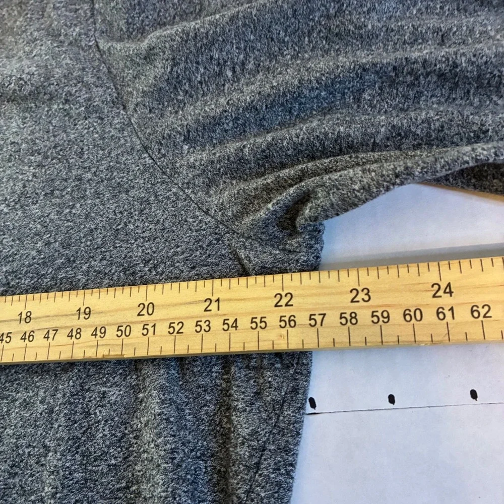 Banana Republic Mens XL Gray Long Sleeve T-Shirt Soft Wash Tee Casual Crew Luxe